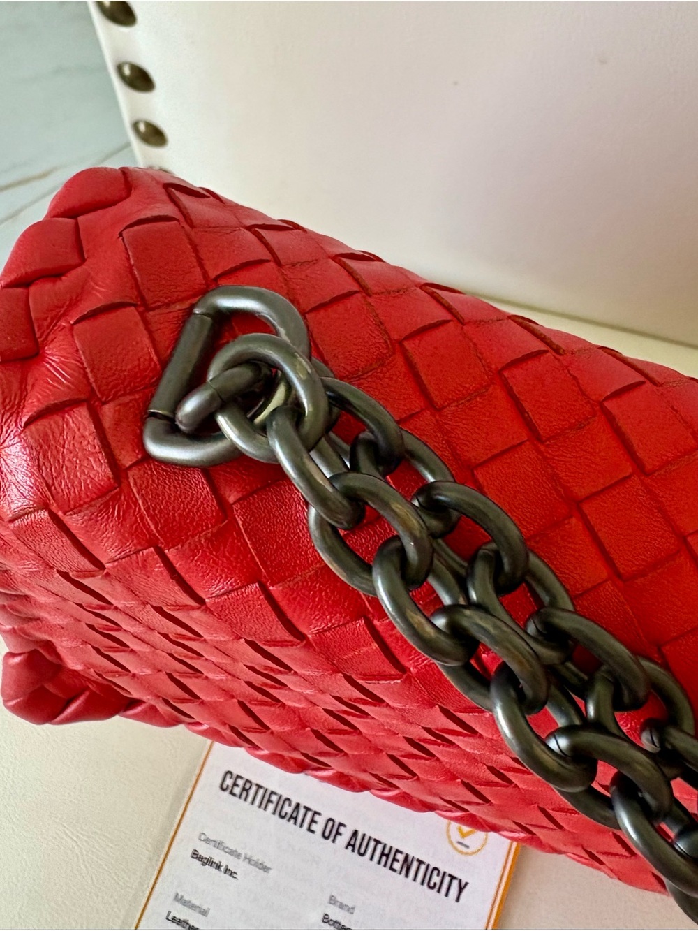 BOTTEGA Veneta Intrecciato Red OLIMPIA Medium Shoulder crossbody Bag Chain COA - Picture 6 of 15
